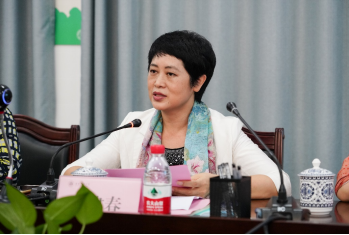 我校化学与化工学院召开学位授权点周期性合格评估同行专家评议会