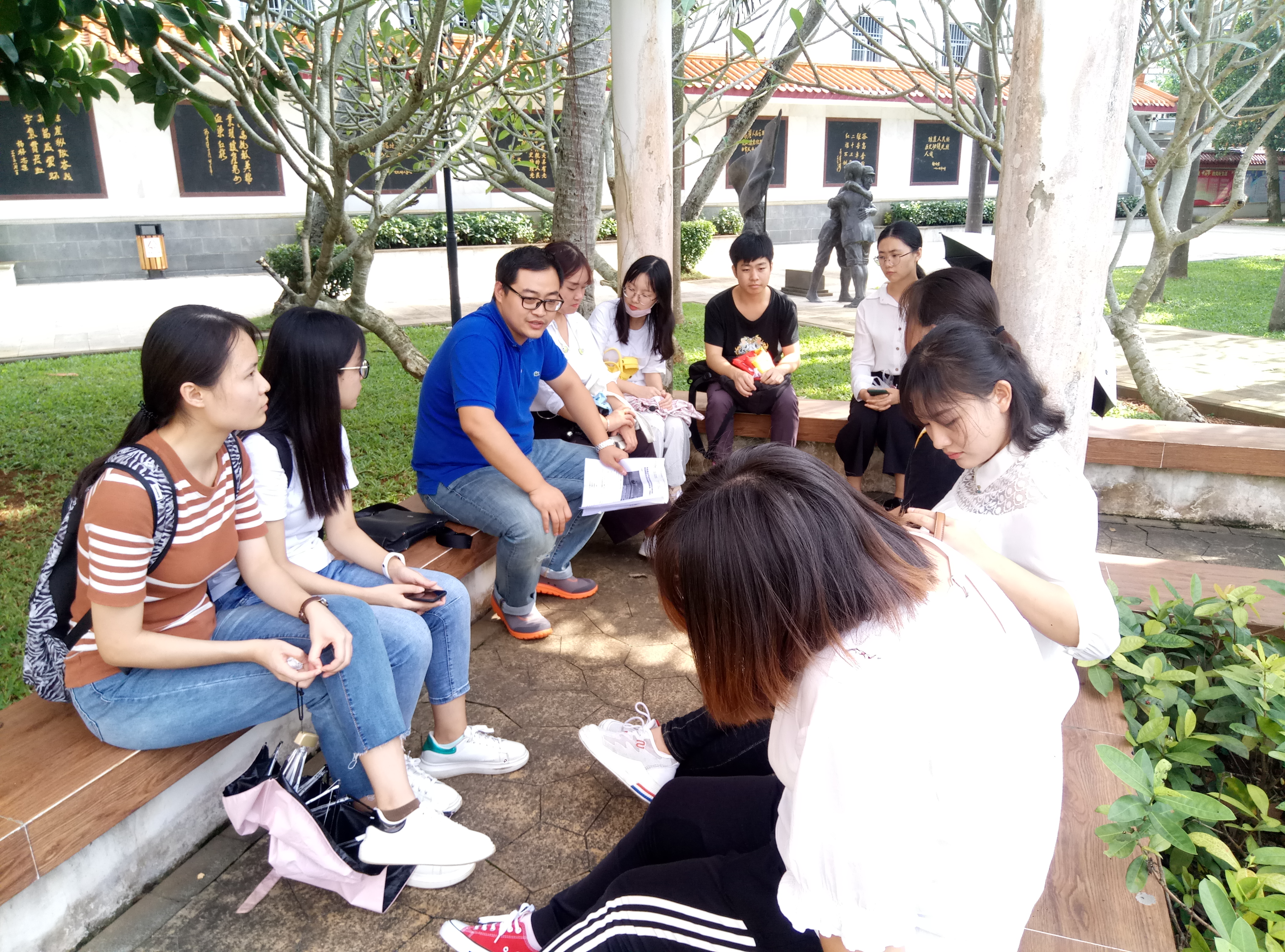 化学与化工学院学生党支部到琼崖云龙改编旧址开展主题党日活动