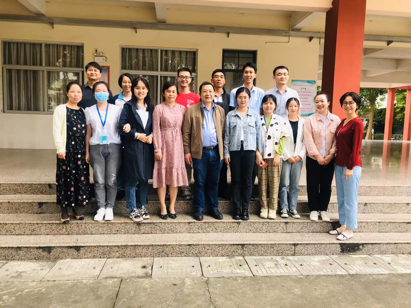 【化学与化工学院实习走访】——文昌中学及文昌实验中学