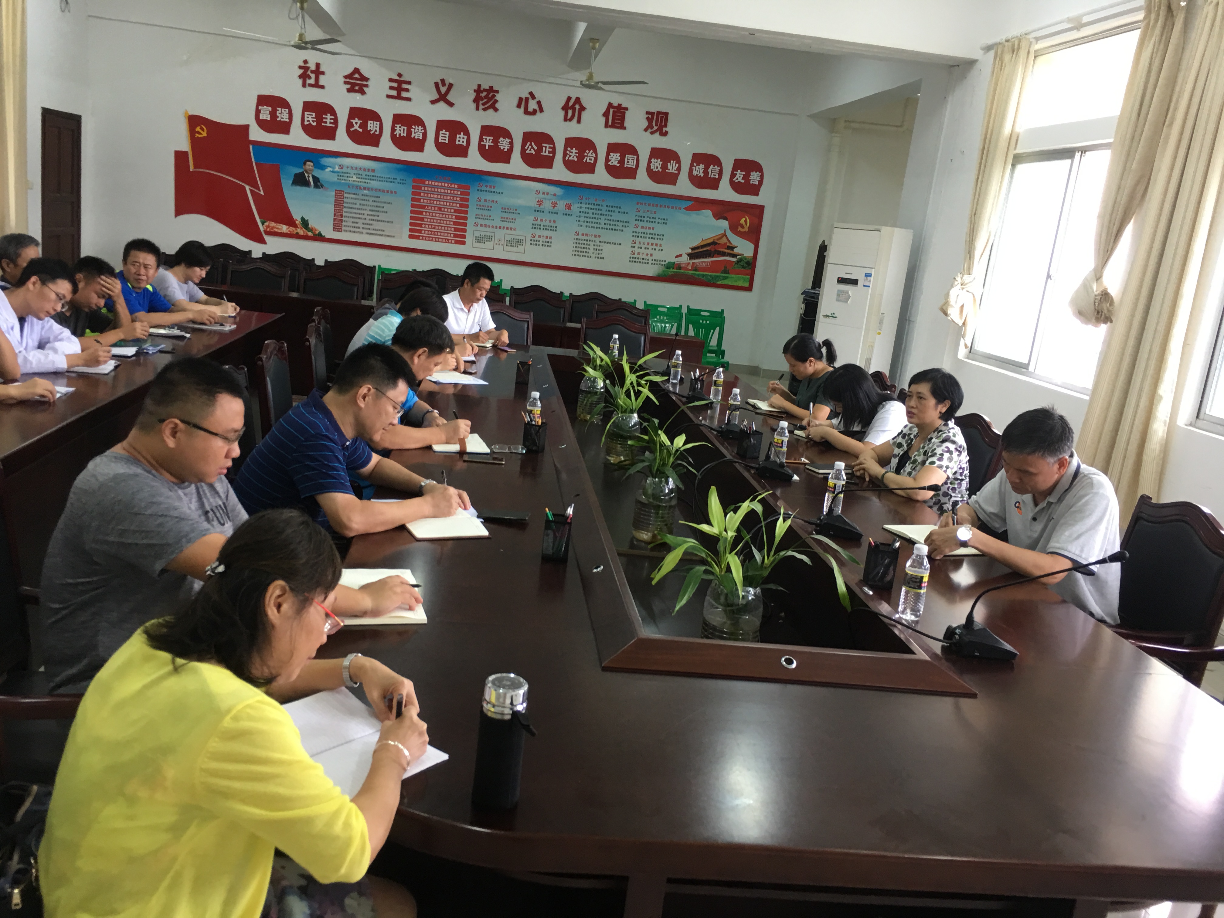 过建春副校长到化学与化工学院调研